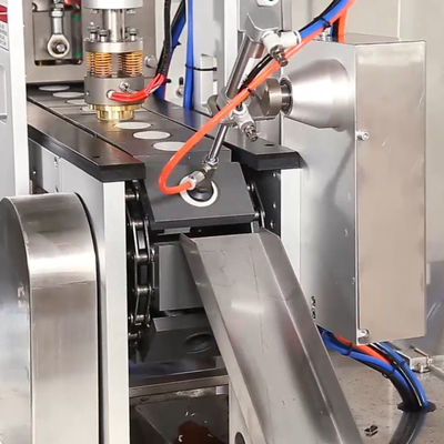 700 kg koffiecapsule karton verpakkingsmachine servo auger en stikstof spoelen functie
